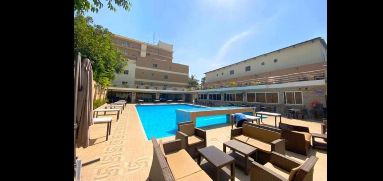 Tahir Guest Palace Кано Экстерьер фото